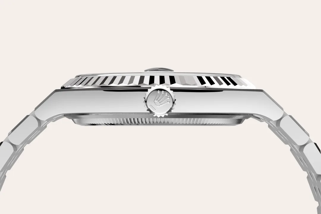 Rolex Land-Dweller m127334-0001 material